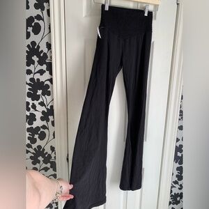 aerie Black High-Rise Flared Leggings yoga pants everyday essentials comfy cozy